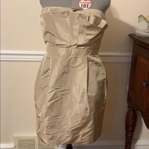 Beautiful formal dress!!